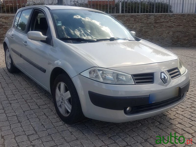 2003' Renault Megane photo #1