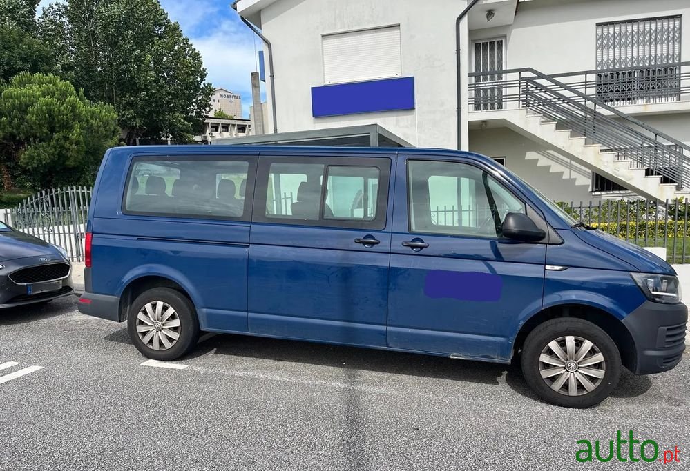 2017' Volkswagen Transporter photo #1