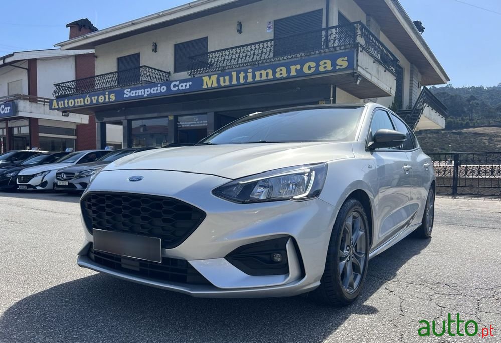 2019' Ford Focus photo #6