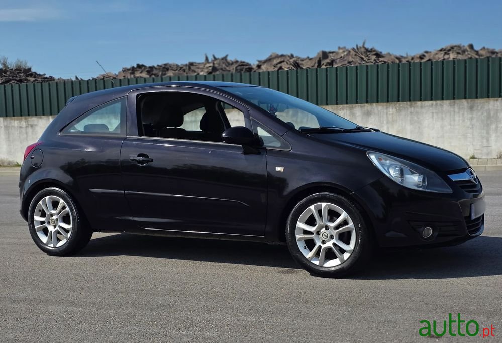 2007' Opel Corsa 1.2 Black Edition photo #5