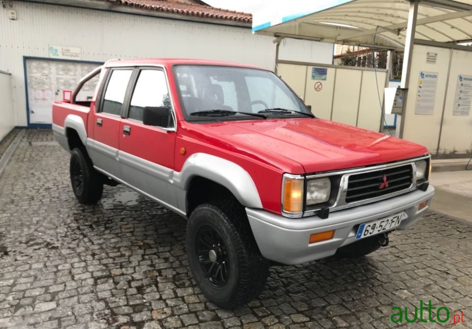 1995' Mitsubishi L 200 2.5 TD 4x4 photo #2