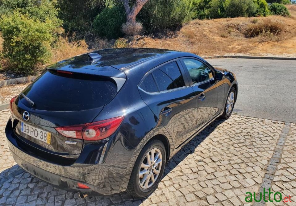 2015' Mazda 3 photo #5