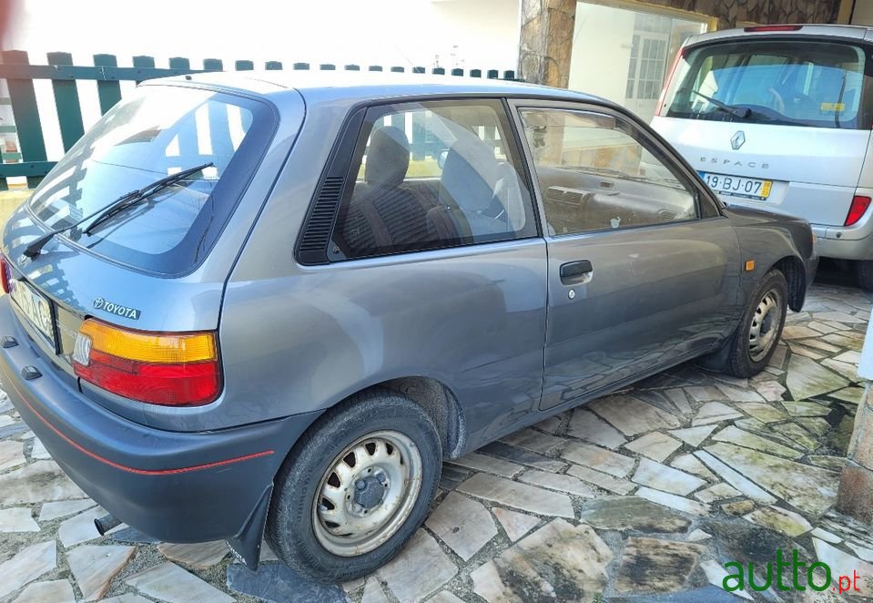 1992' Toyota Starlet photo #1