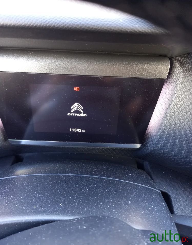 2023' Citroen C4-X photo #2