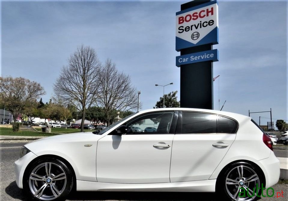 2009' BMW 118 photo #3