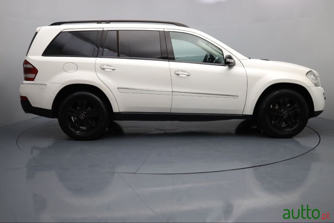 2007' Mercedes-Benz Gl-320 photo #3