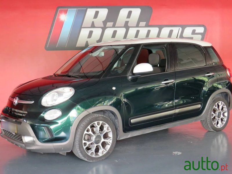 2014' Fiat 500L photo #1