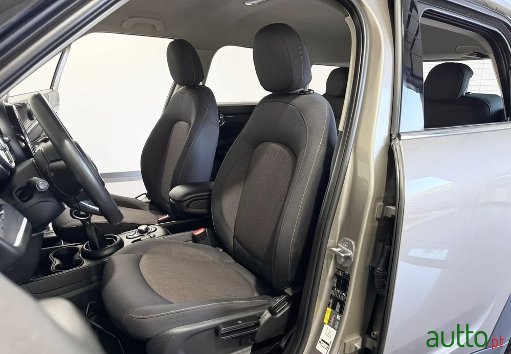 2019' MINI Countryman Cooper Se All4 Auto photo #6