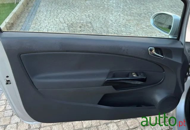 2008' Opel Corsa Gtc 1.2 photo #5