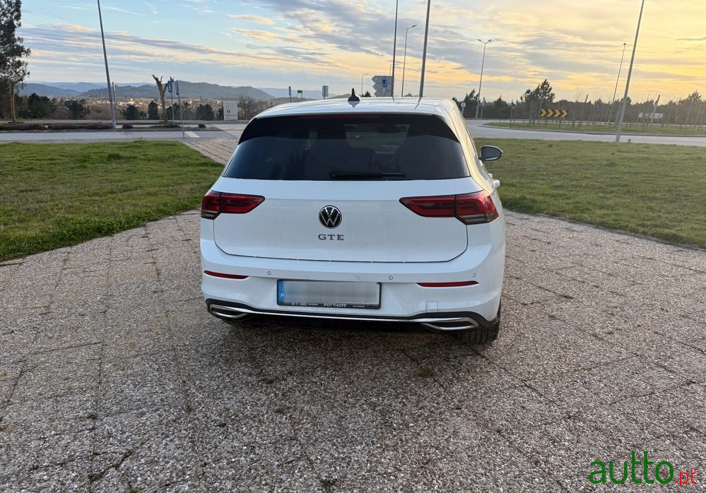 2022' Volkswagen Golf photo #5