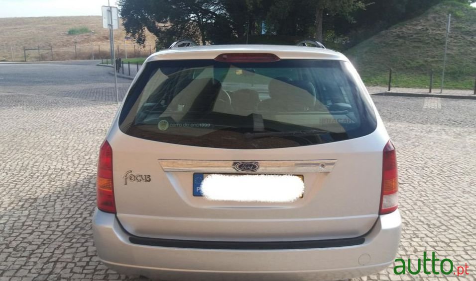 1999' Ford Focus Sw photo #2