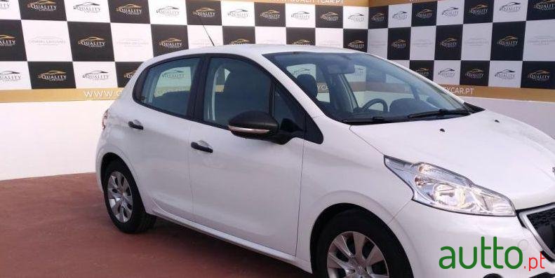 2013' Peugeot 208 1.4 Hdi Access photo #2