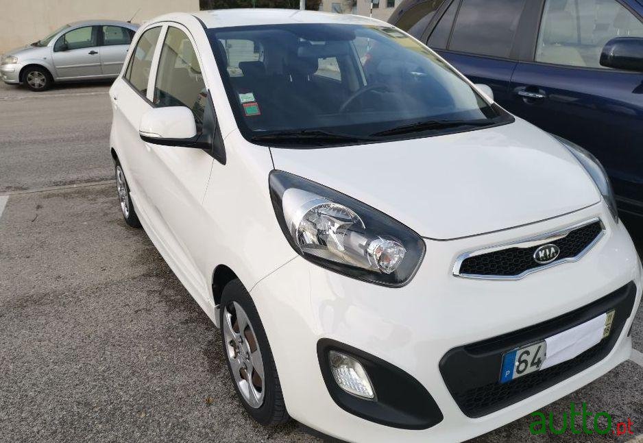2011' Kia Picanto photo #4