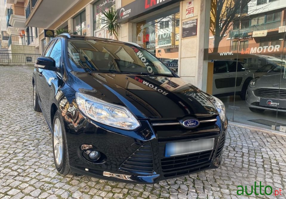 2013' Ford Focus Sw photo #2