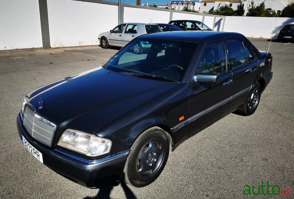 1996' Mercedes-Benz C-220 photo #1