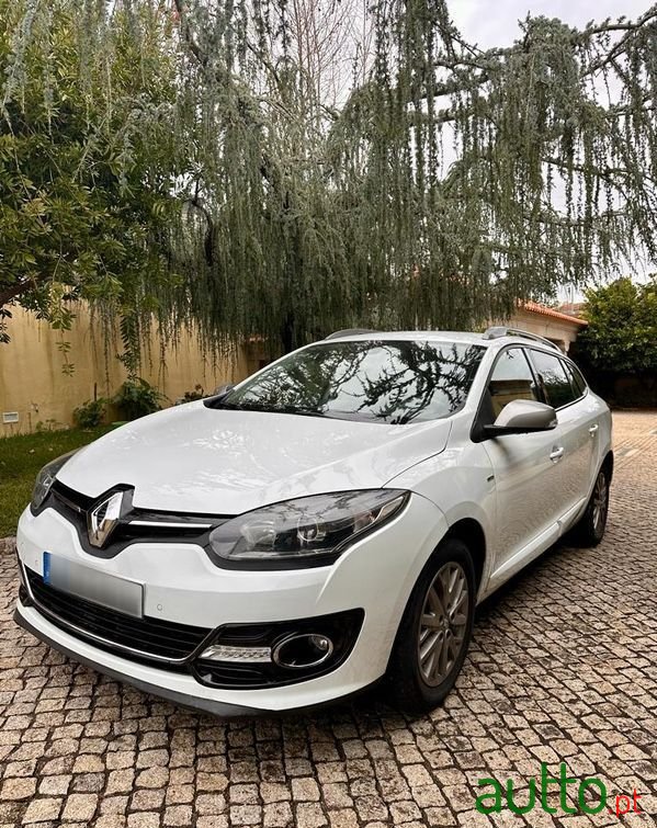 2015' Renault Megane Break photo #3