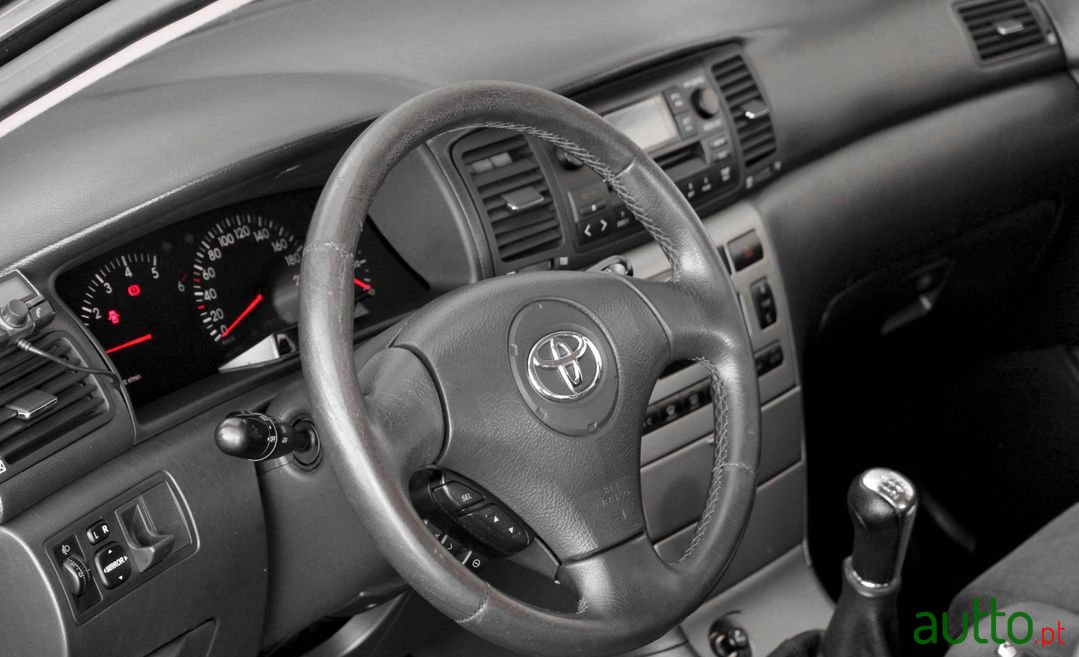 2004' Toyota Corolla Sw photo #6