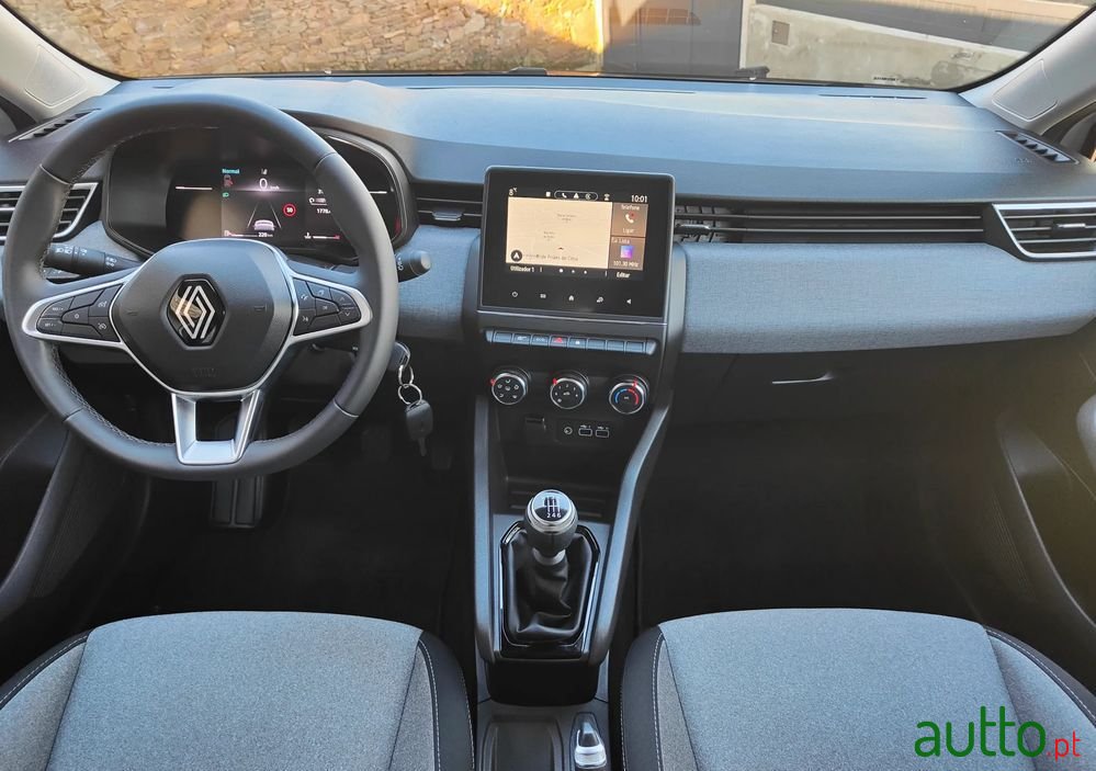 2024' Renault Clio photo #5