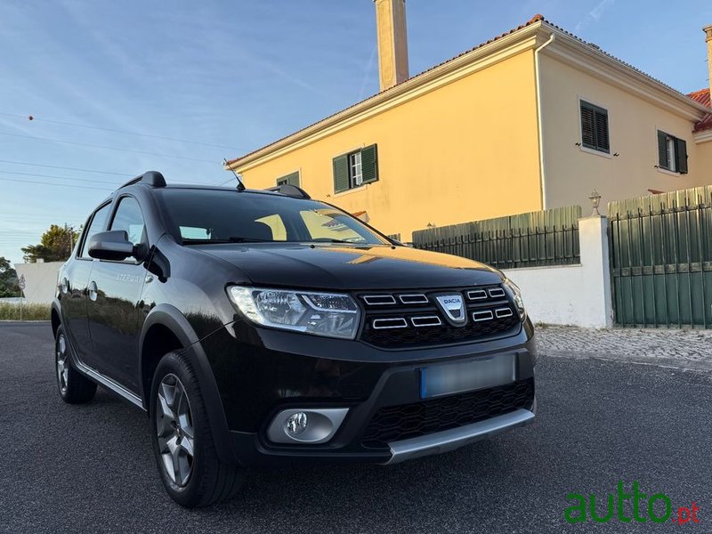 2018' Dacia Sandero Stepway photo #1