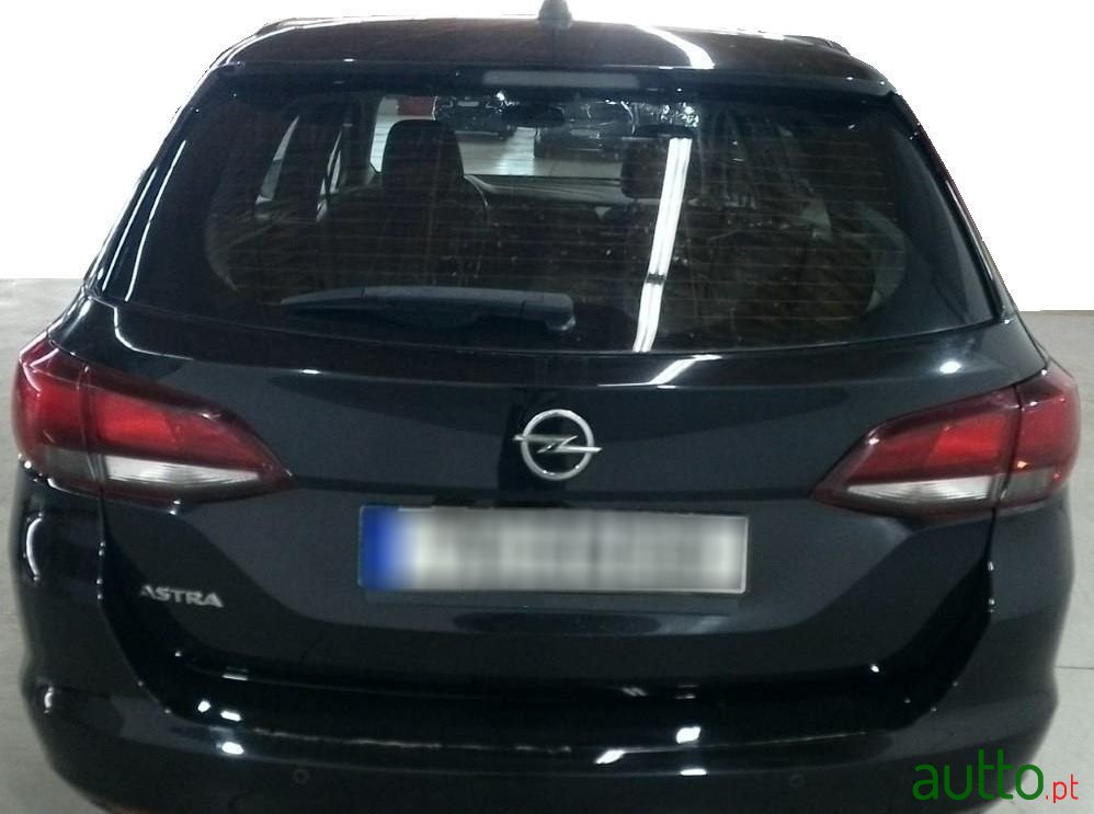 2019' Opel Astra Sports Tourer photo #2
