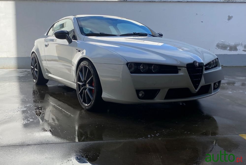 2008' Alfa Romeo Brera photo #2