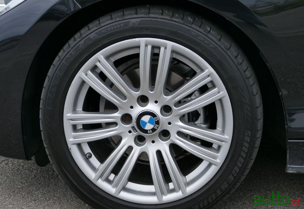 2017' BMW Série 1 D Pack M photo #6