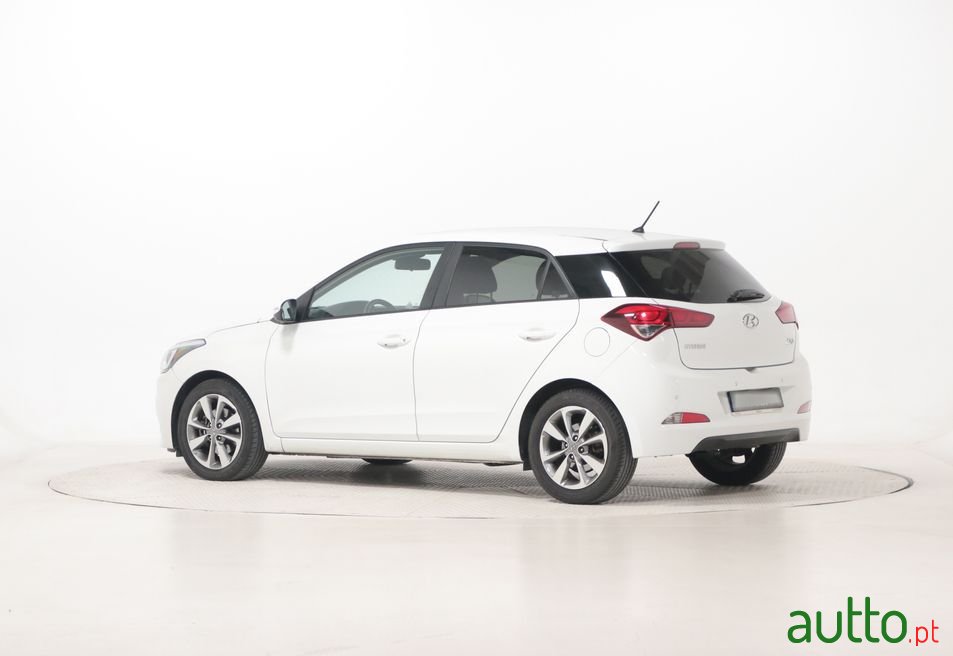 2018' Hyundai i20 photo #4