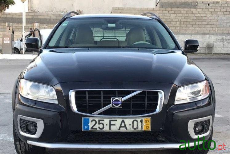 2007' Volvo XC70 D5 Nivel 3 Geartronic photo #2