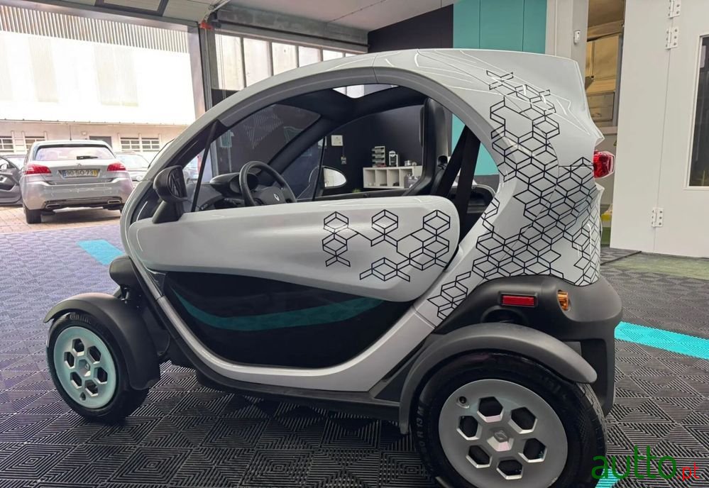 2020' Renault Twizy photo #2