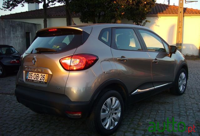 2013' Renault Captur Sport photo #4