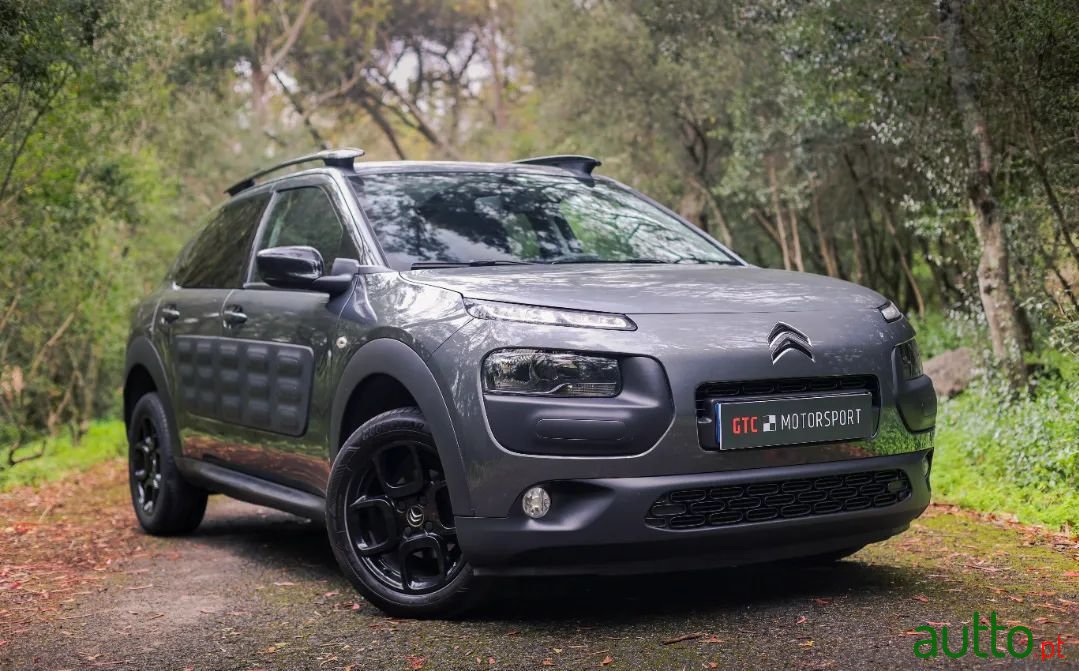 2016' Citroen C4 Cactus photo #3
