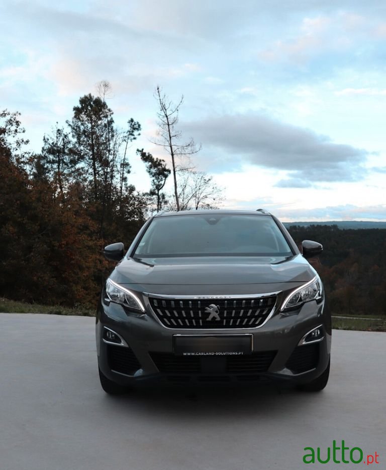 2019' Peugeot 308 photo #1