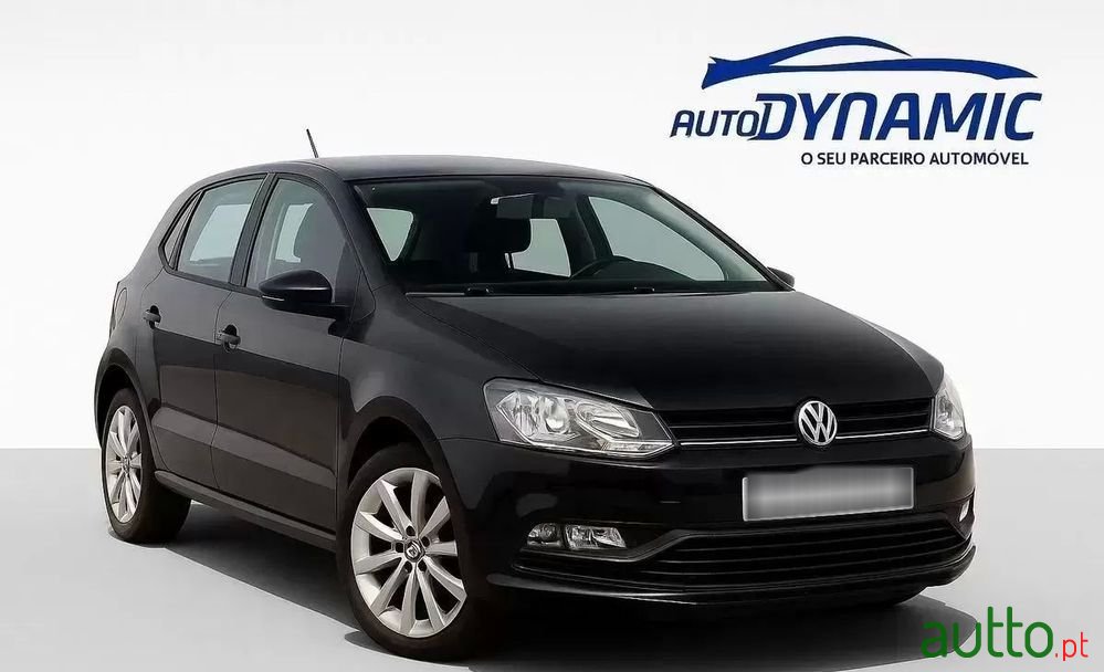 2010' Volkswagen Polo photo #2