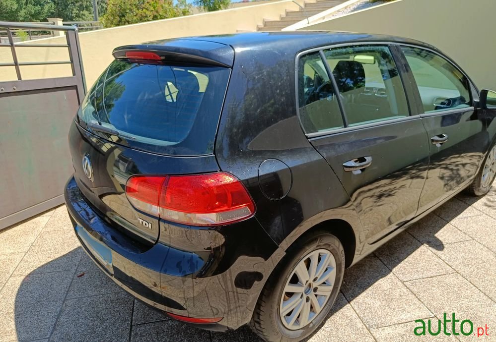 2012' Volkswagen Golf photo #6