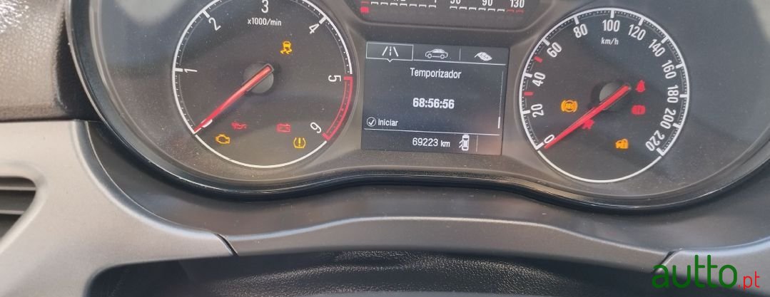 2017' Opel Corsa photo #3