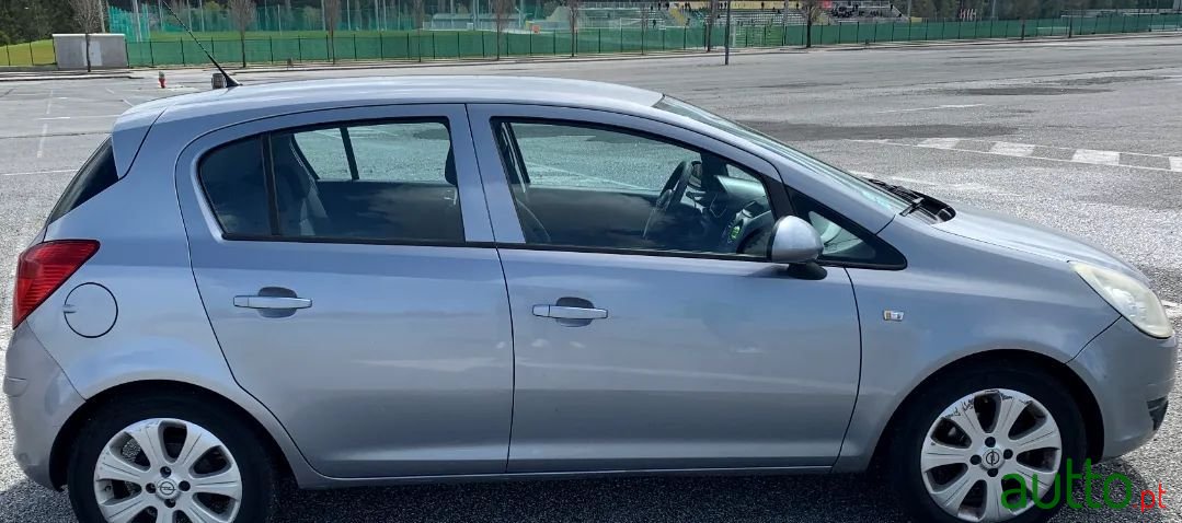 2008' Opel Corsa photo #3