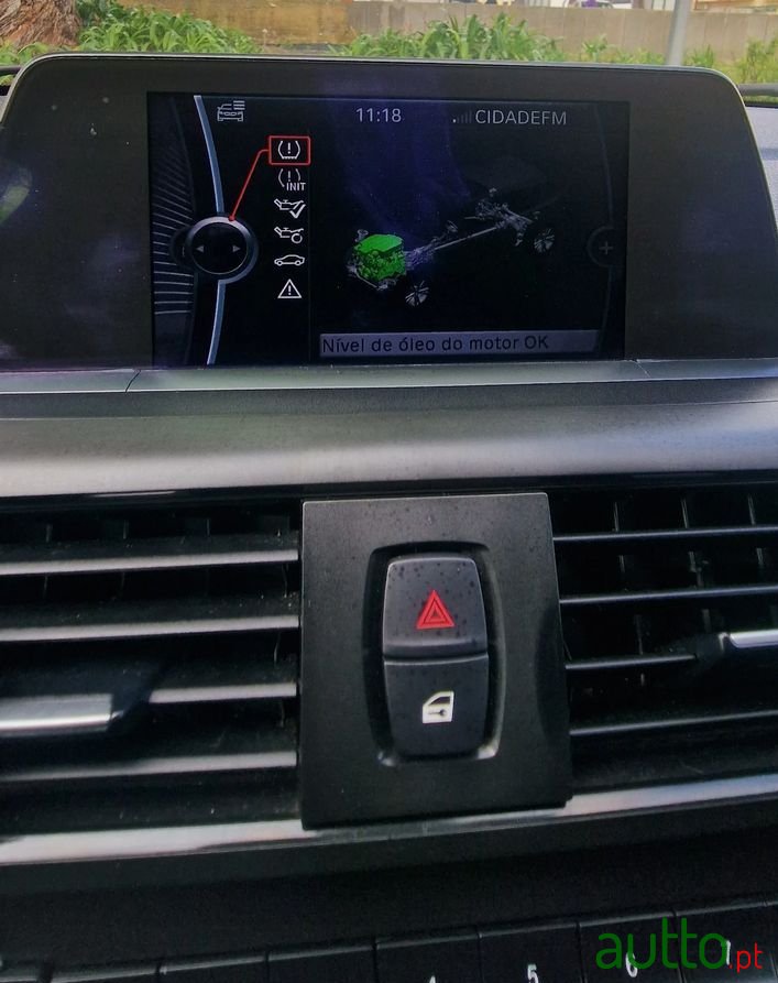 2013' BMW 118 D Line Sport photo #3