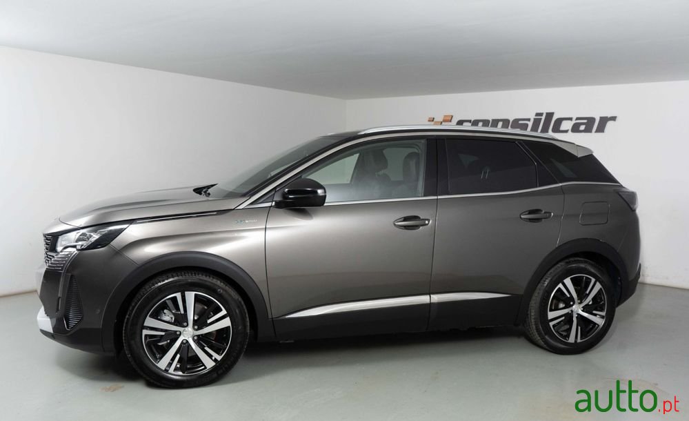2022' Peugeot 3008 photo #6