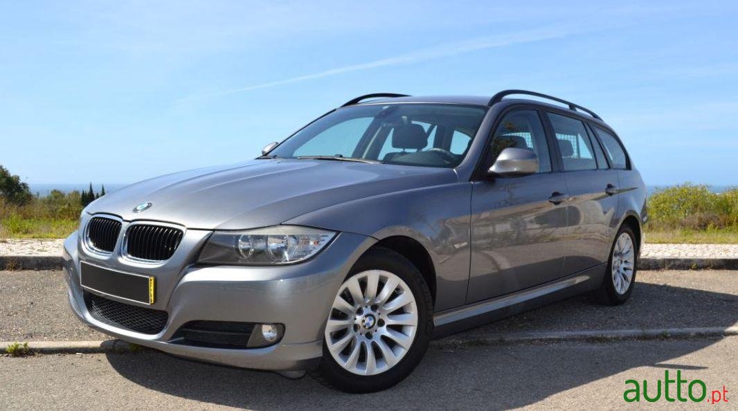 2009' BMW 320 D Touring photo #3