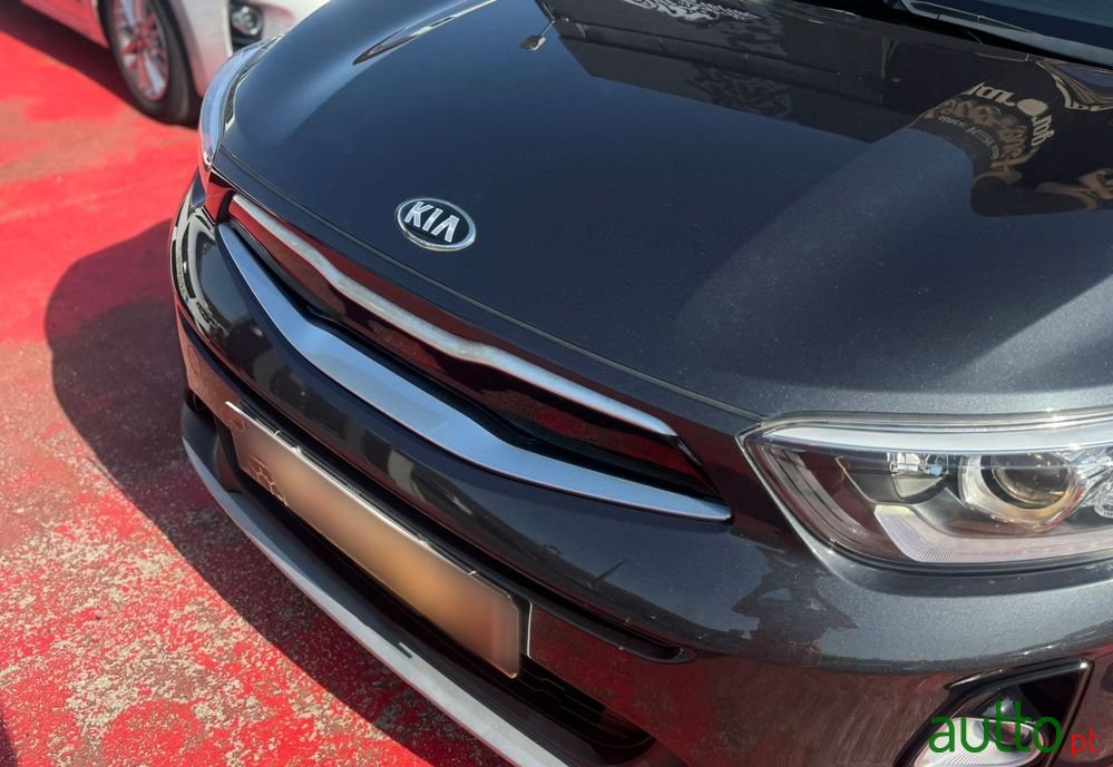 2019' Kia Stonic photo #6