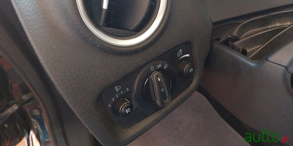 2015' Ford Fiesta photo #4