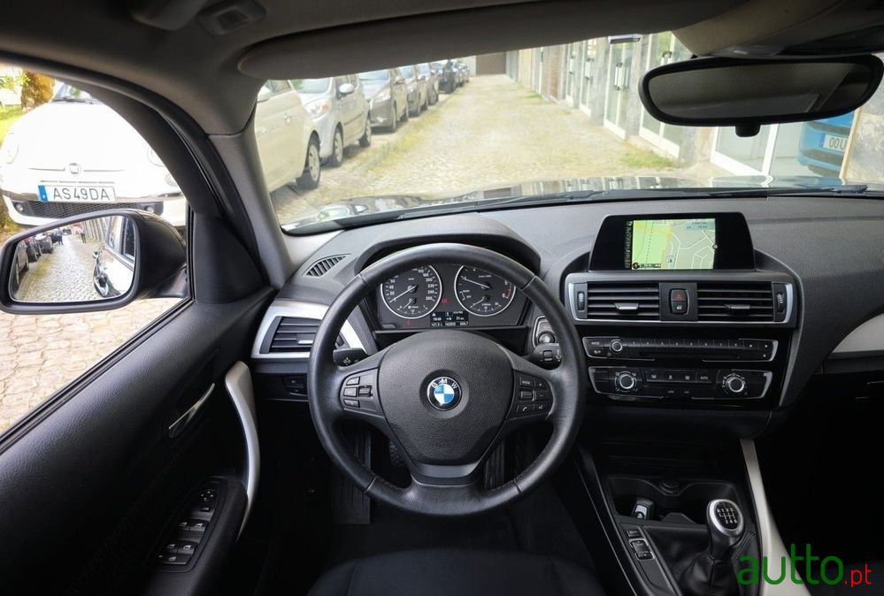 2016' BMW Série 1 D Advantage photo #5