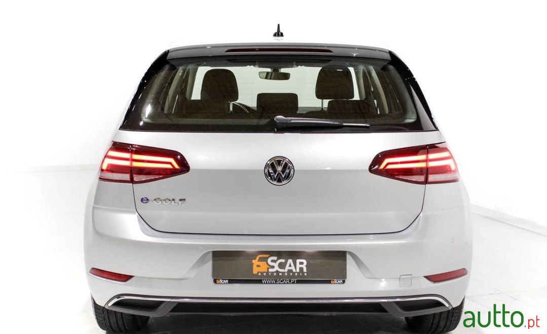 2019' Volkswagen E-Golf photo #4
