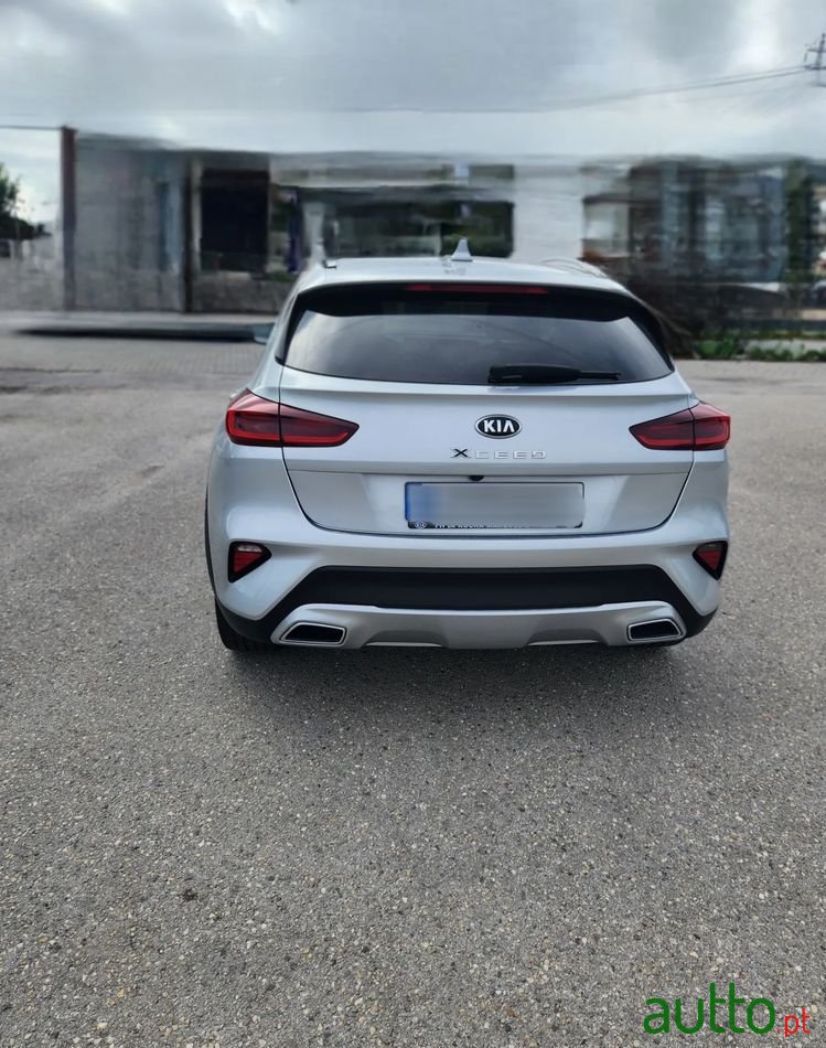 2021' Kia XCeed 1.0 T-Gdi Tech photo #5