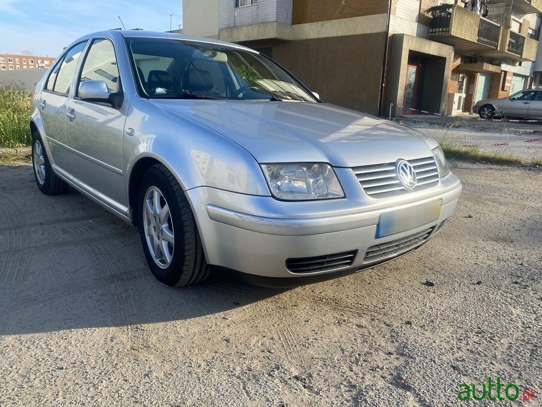 2003' Volkswagen Bora photo #1