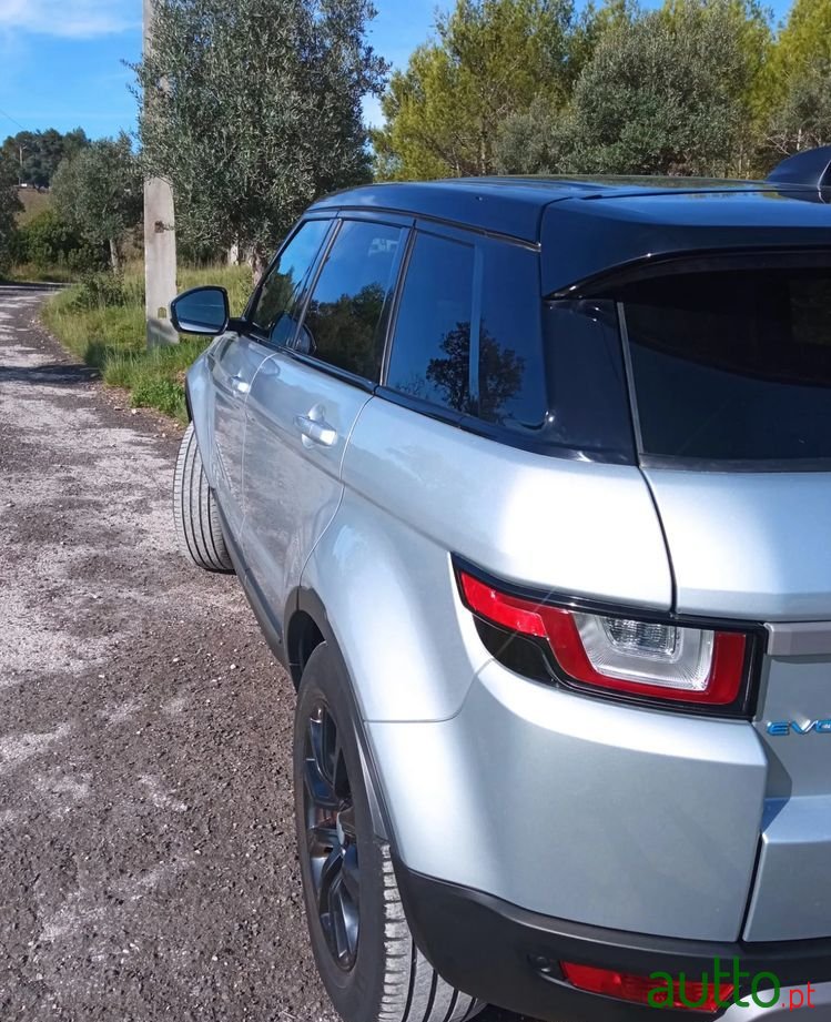 2016' Land Rover Range Rover Evoque photo #6