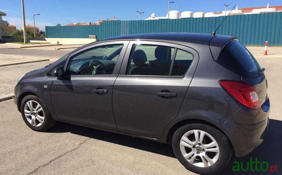 2011' Opel Corsa 1.2 Enjoy photo #2