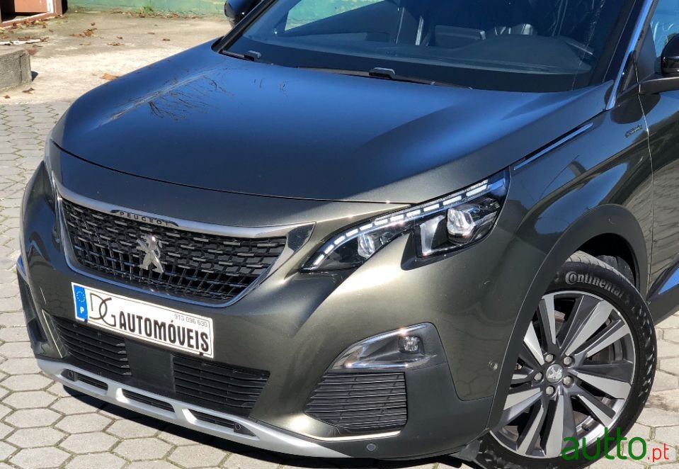 2018' Peugeot 5008 photo #3