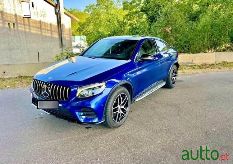 2016' Mercedes-Benz GLC photo #1