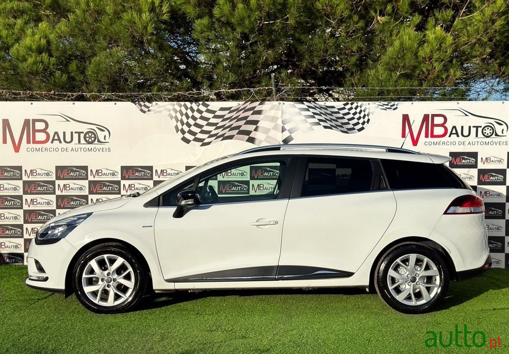 2020' Renault Clio 0.9 Tce Limited photo #4